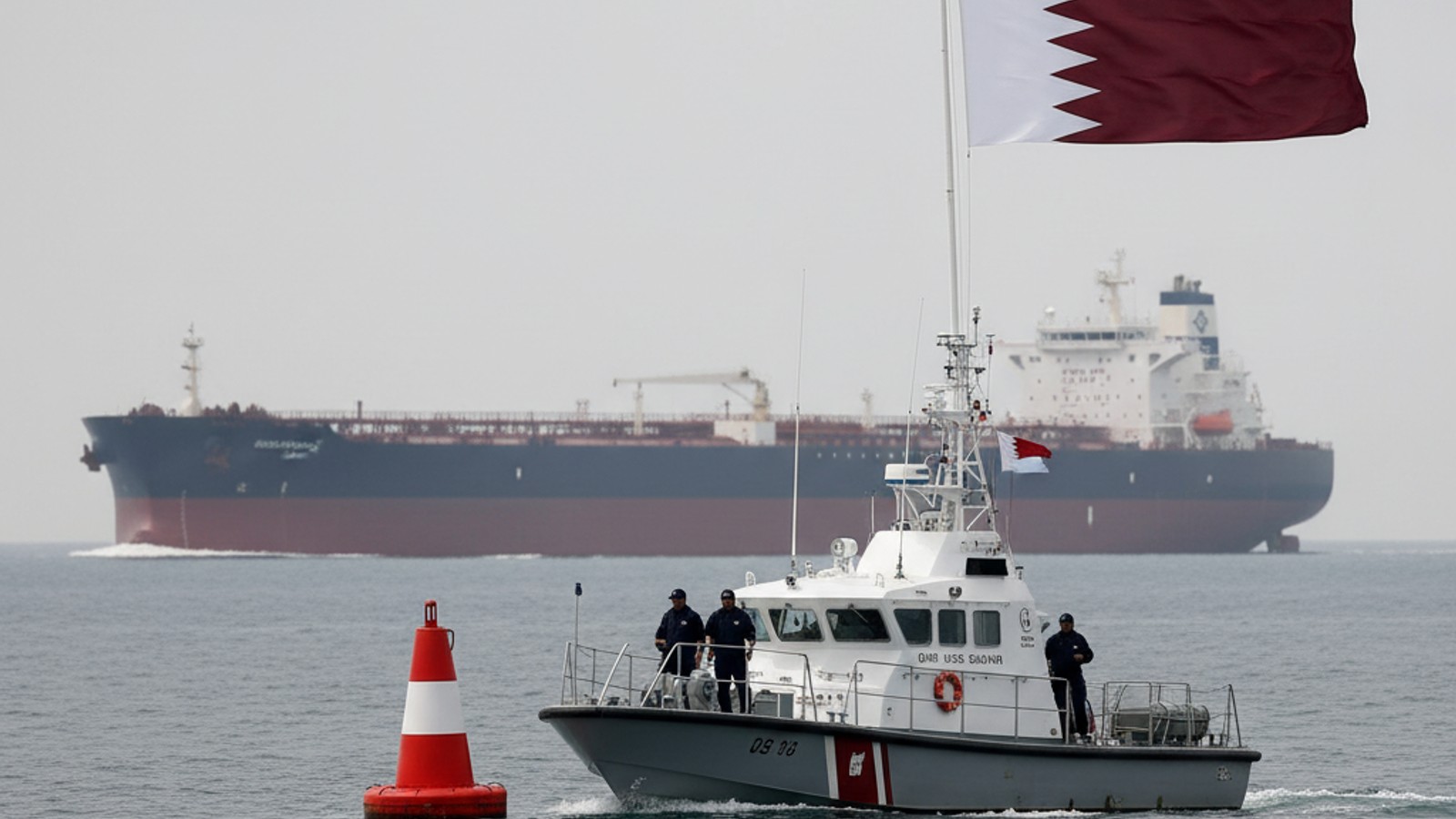 قطر تبدي مرونة بشأن رسوم مؤقتة في مضيق هرمز